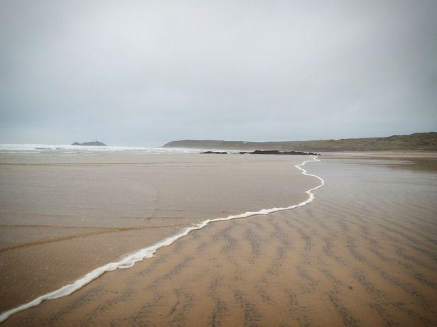 Foam edged wave on Godrevy beach (Image: Georgina Ball) Foam edged wave on Godrevy beach (Image: Georgina Ball)